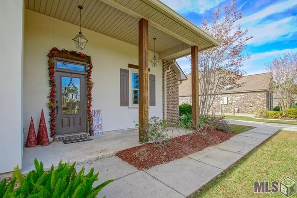 Walker, LA 70785,27777 Lakeview Dr