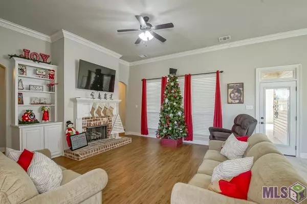 Walker, LA 70785,27777 Lakeview Dr