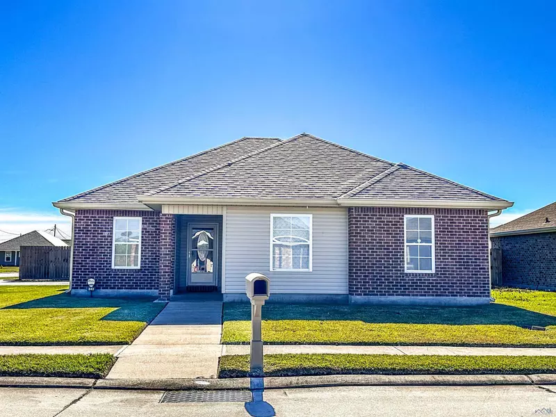 342 Daralyn Drive, Houma, LA 70360