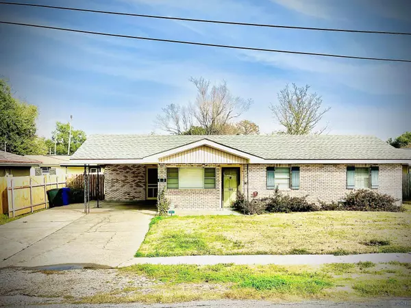 111 Mimosa St, Thibodaux, LA 70301