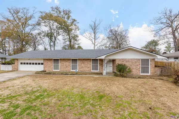 9057 Meadowood St, Baton Rouge, LA 70815