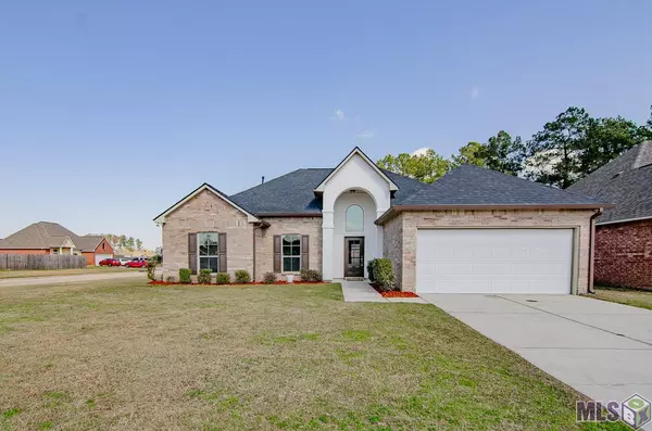 13173 Hazlewood Dr, Denham Springs, LA 70726