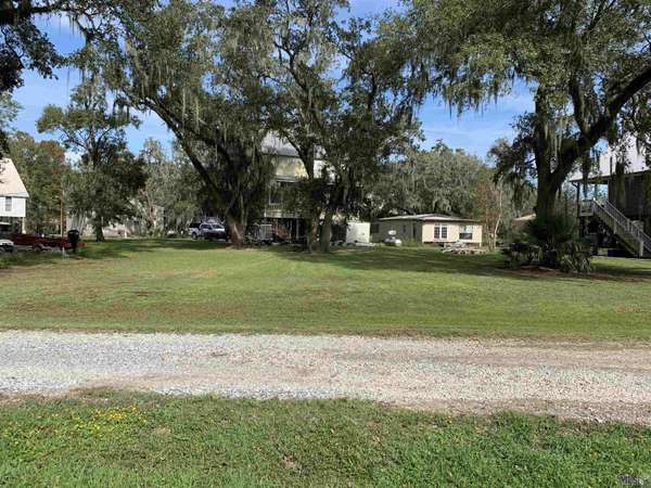 1029 Park Estate Ct, Pierre Part, LA 70339