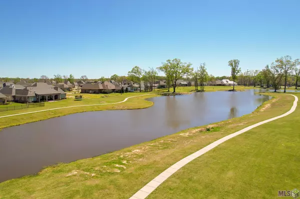 62 Rue Lierre, Zachary, LA 70791