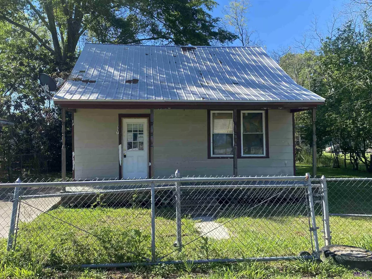 Napoleonville, LA 70390,117 Jones St