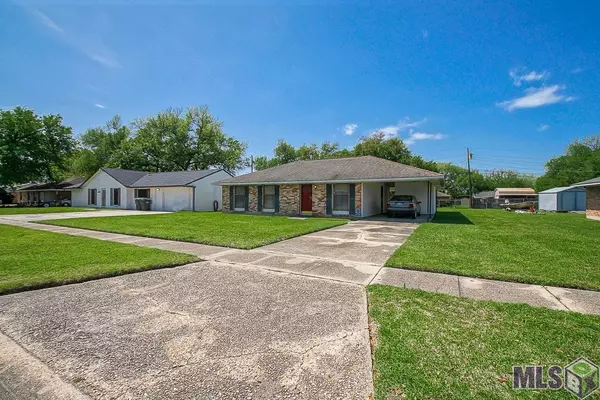 25316 Fenner St, Plaquemine, LA 70764