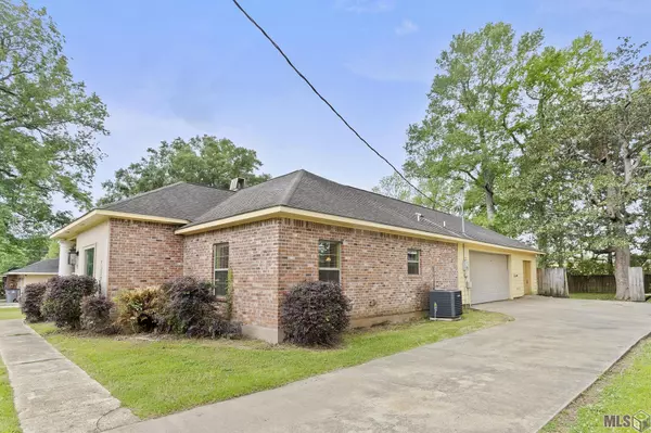 Baker, LA 70714,242 Buffwood Dr