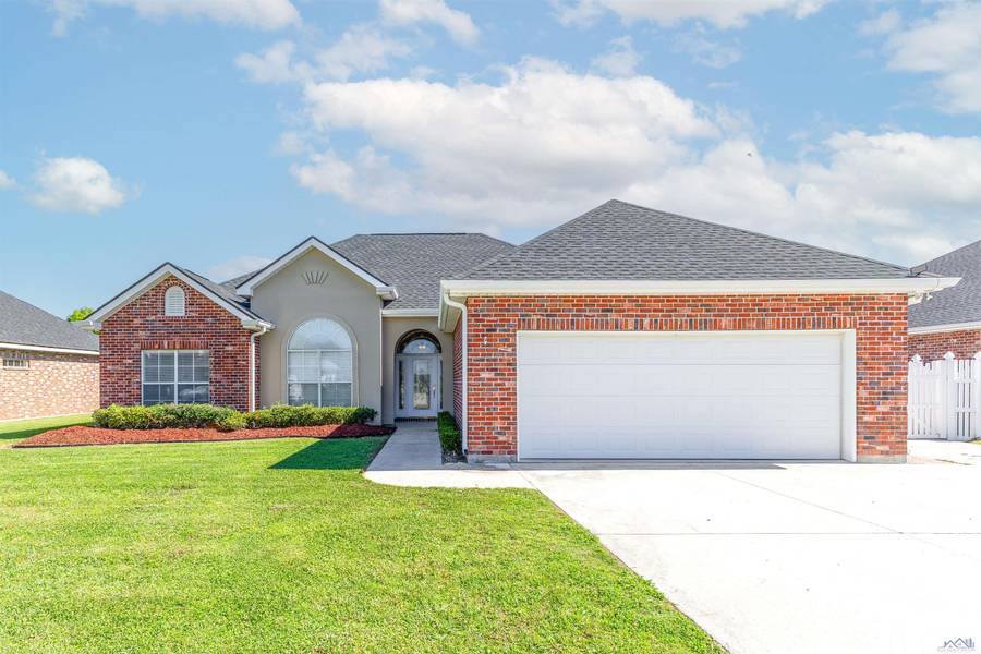 137 Lansdown Drive, Houma, LA 70360