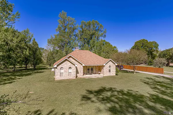 5773 Woodview Ln, Jarreau, LA 70749