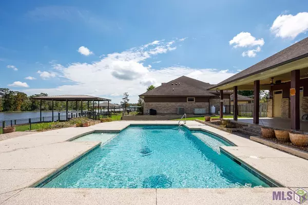 11216 River Highlands, St Amant, LA 70774