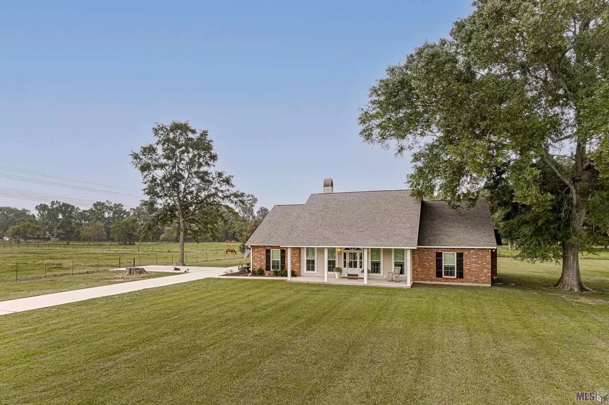 Addis, LA 70710,3747 Quarter Horse Ln