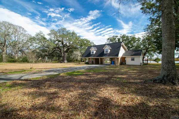 1086 9A-1 Victoria Riverside Road, Patterson, LA 70392