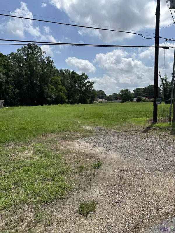 Baker, LA 70714,355 Cypress Dr