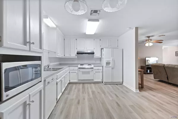 Houma, LA 70364,510 North French Quarter Drive