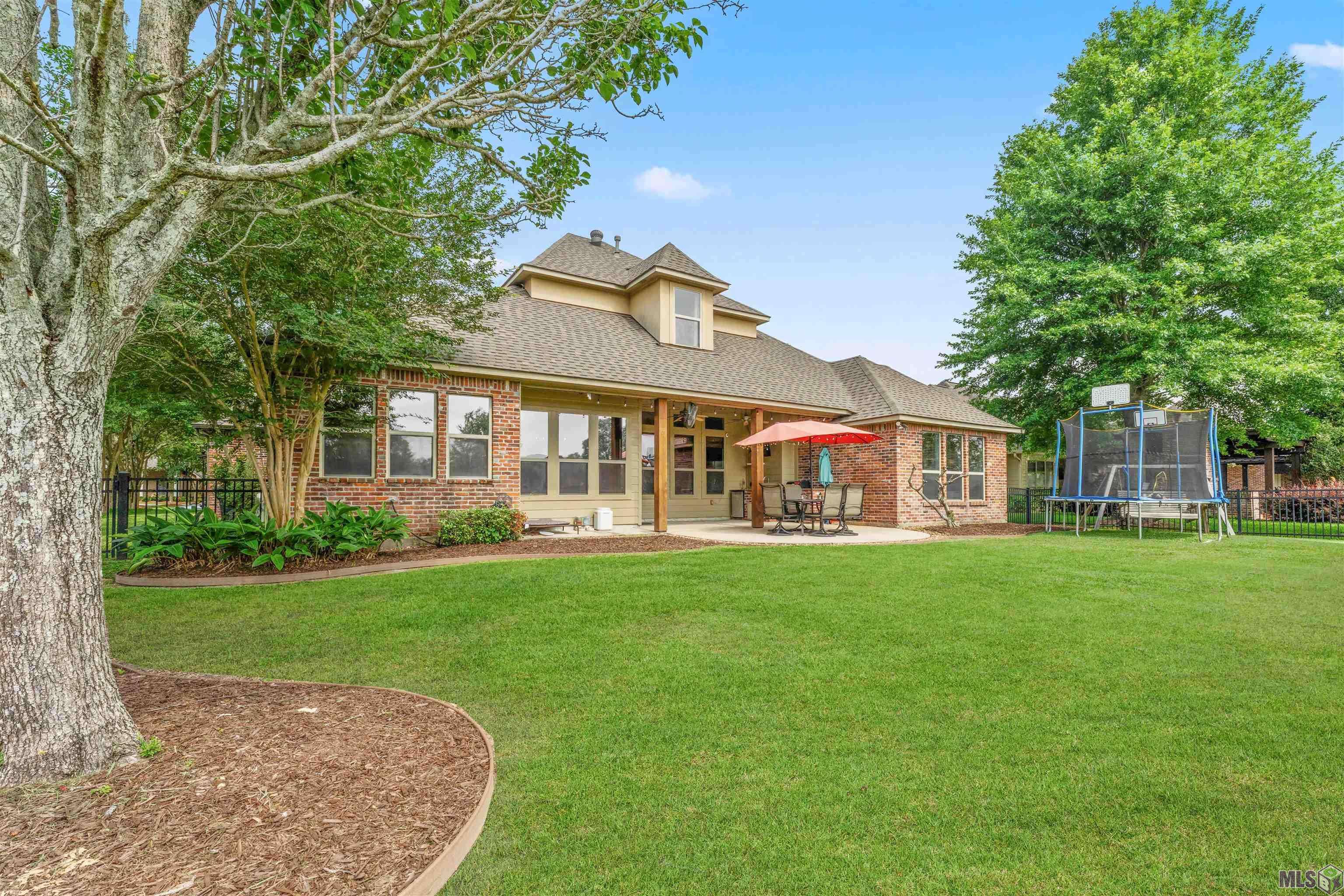 Gonzales, LA 70737,6122 Tezcuco Ct