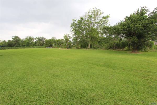 2227A Brady Rd, Theriot, LA 70397