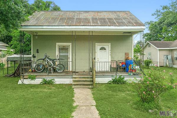 230 S Plum St, Gramercy, LA 70052