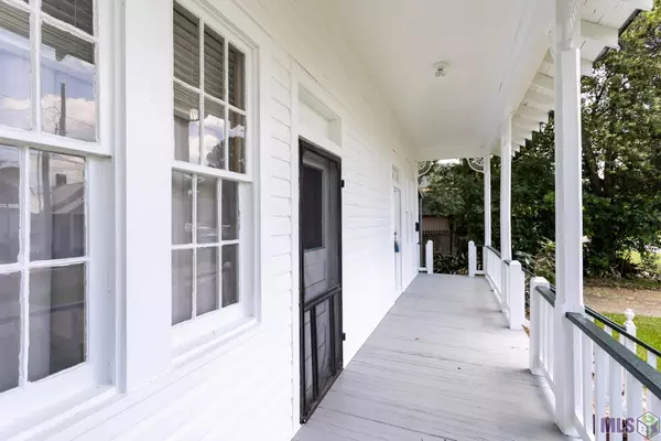 Port Allen, LA 70767,320 Burbridge St