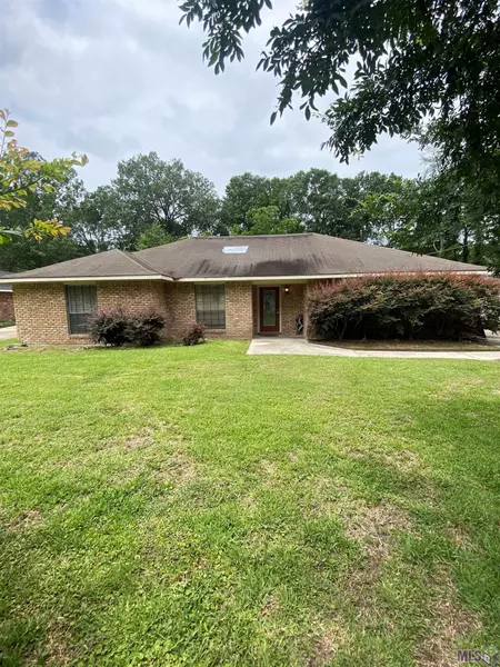 35255 Live Oak Cir, Denham Springs, LA 70706