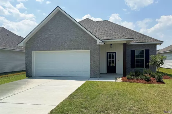 32537 White Bloom Ln, Walker, LA 70785