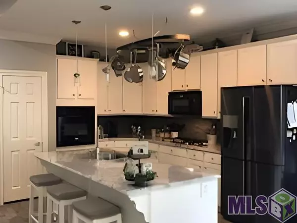 Walker, LA 70785,34140 Spring Lake Dr