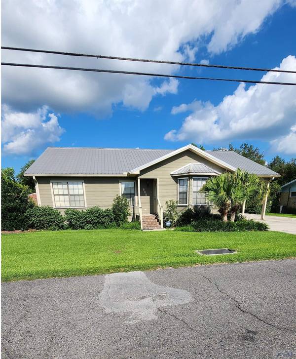 207 St Bernard St, Thibodaux, LA 70301