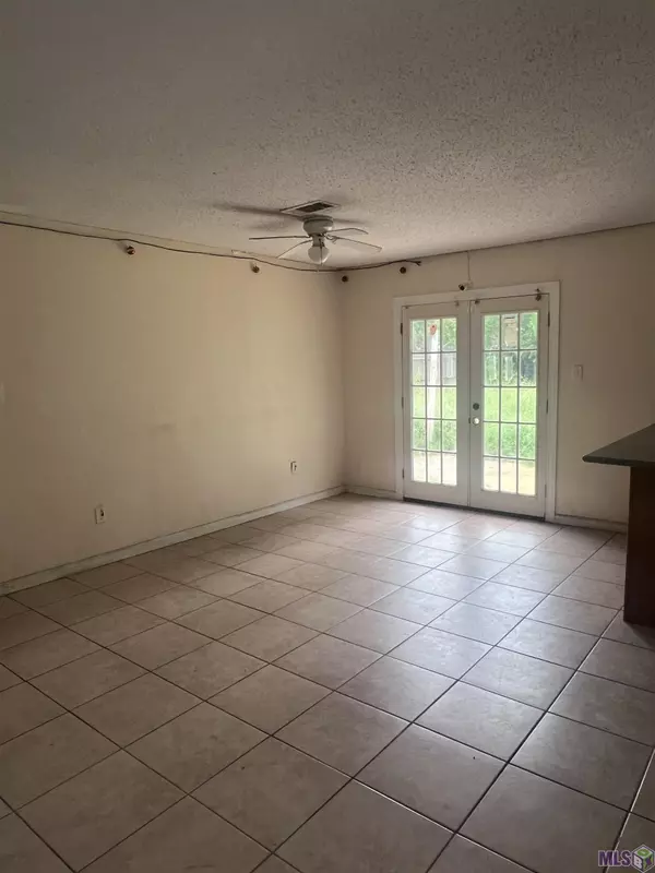 Baton Rouge, LA 70812,5743 Kilona Dr