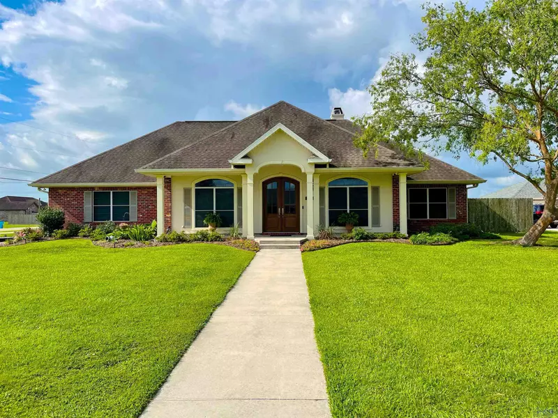 101 Daphne, Patterson, LA 70392