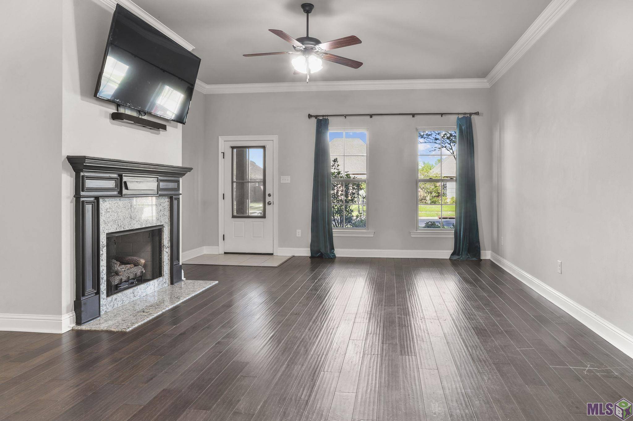Gonzales, LA 70737,12154 Grand Wood Ave