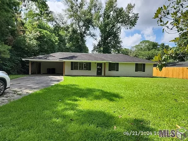 8636 Glen Ellen Dr, Baton Rouge, LA 70809