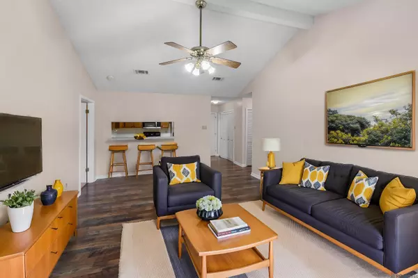 5323 Blair Ln ##V-206, Baton Rouge, LA 70809