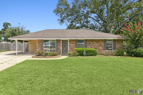 16825 Chickasaw Ave, Greenwell Springs, LA 70739