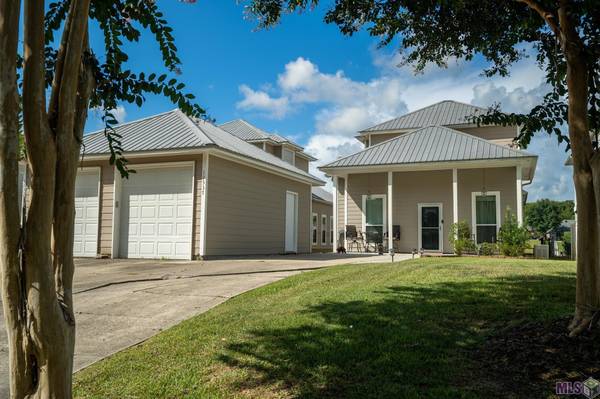 12337 Home Port Dr, Maurepas, LA 70449