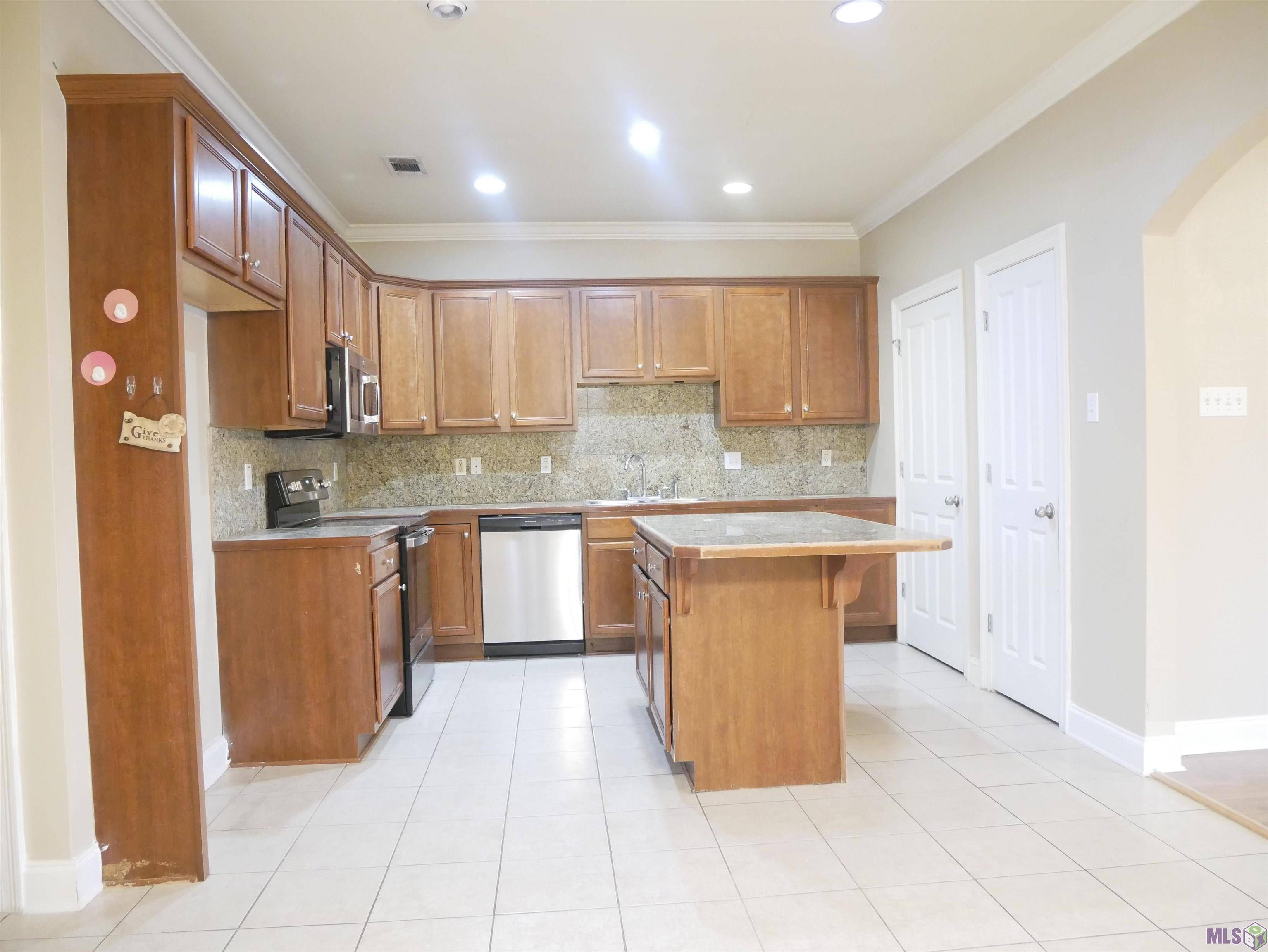 Zachary, LA 70791,4000 Mchugh Rd ##104