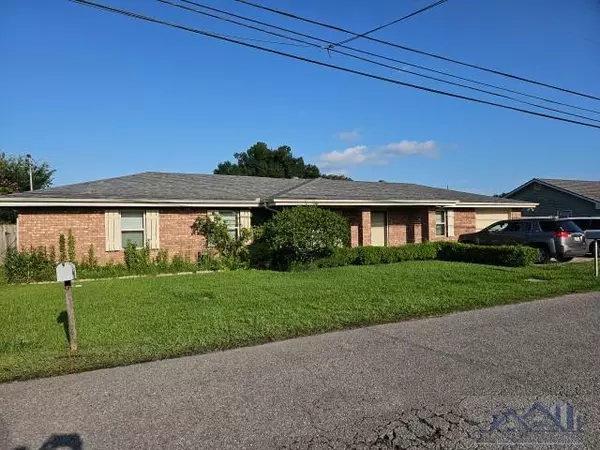 1119 East Camellia Drive, Thibodaux, LA 70301