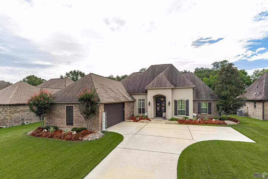 4141 Magnolia Grove Ct, Baton Rouge, LA 70817