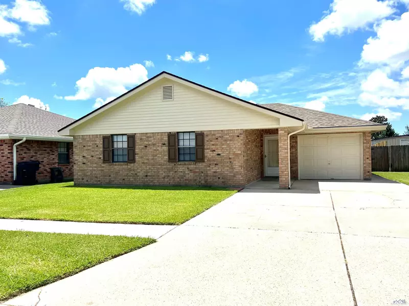 206 Prevost Drive, Houma, LA 70364