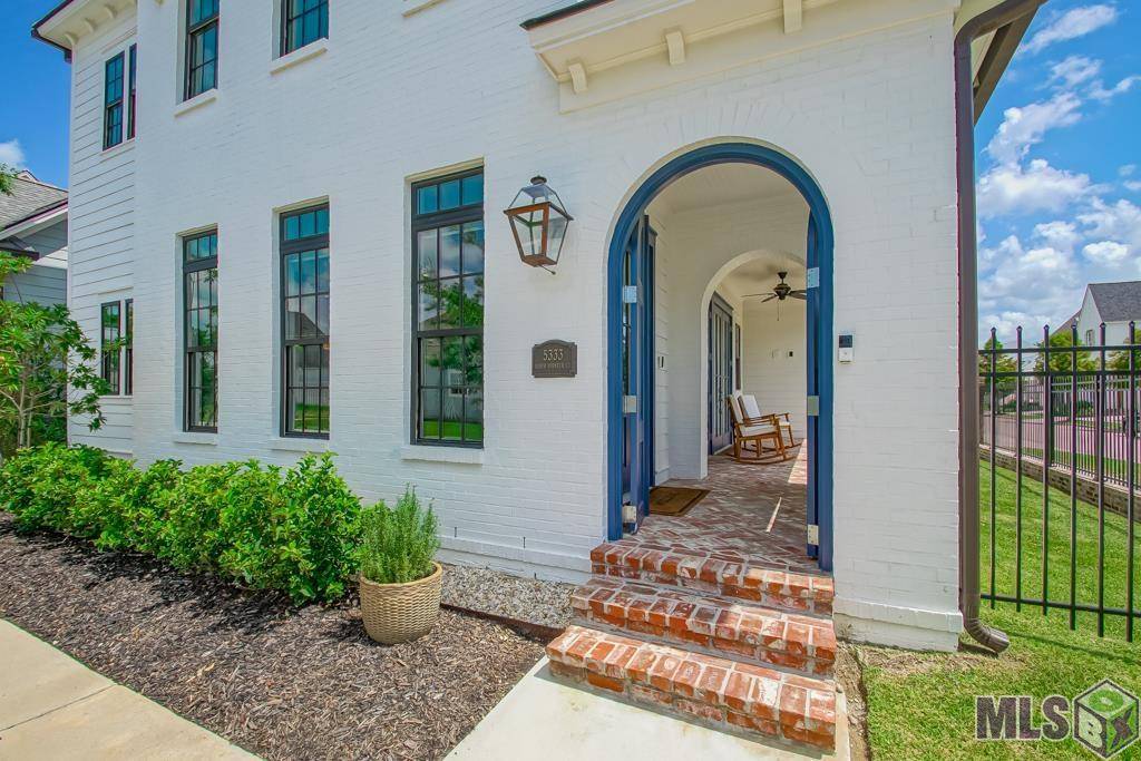 Baton Rouge, LA 70808,5333 N Pointer Ct