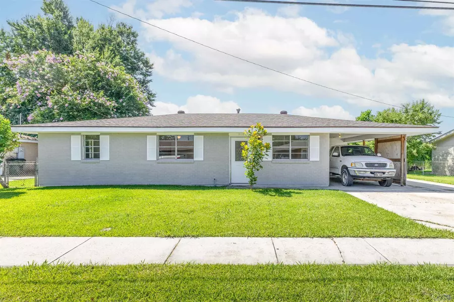 303 Mike St, Houma, LA 70360