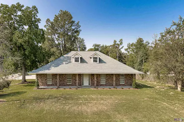 11246 Arnold Rd, Denham Springs, LA 70726