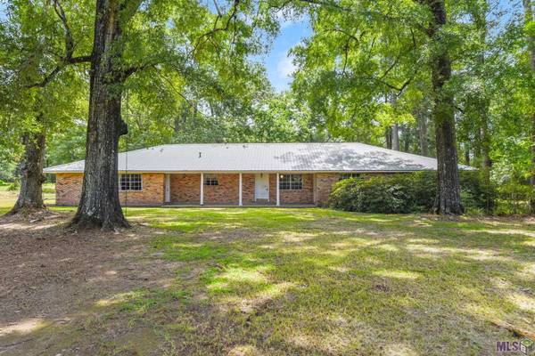 24696 Riley Rd, Pride, LA 70770