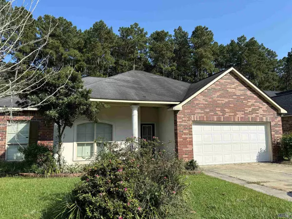 25966 Bronzewood St, Denham Springs, LA 70726