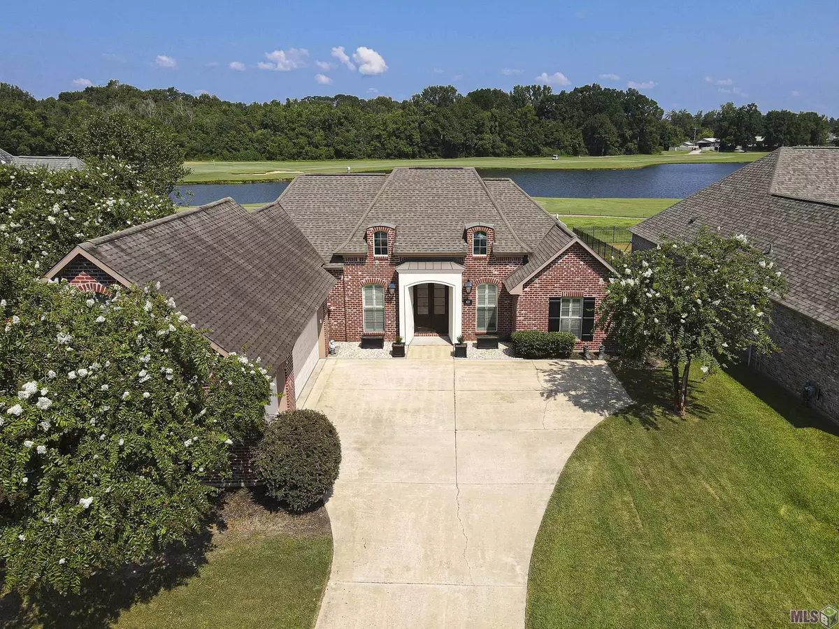 Zachary, LA 70791,825 Fairwinds Ave