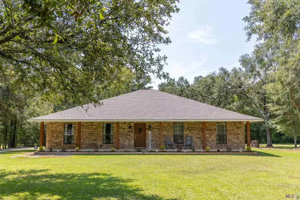 12213 Whispering Oaks Dr, Baker, LA 70714