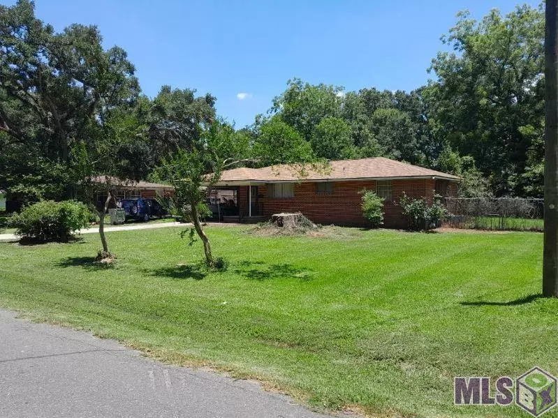 2424 N Magnolia Dr, Baker Hills, LA 70714