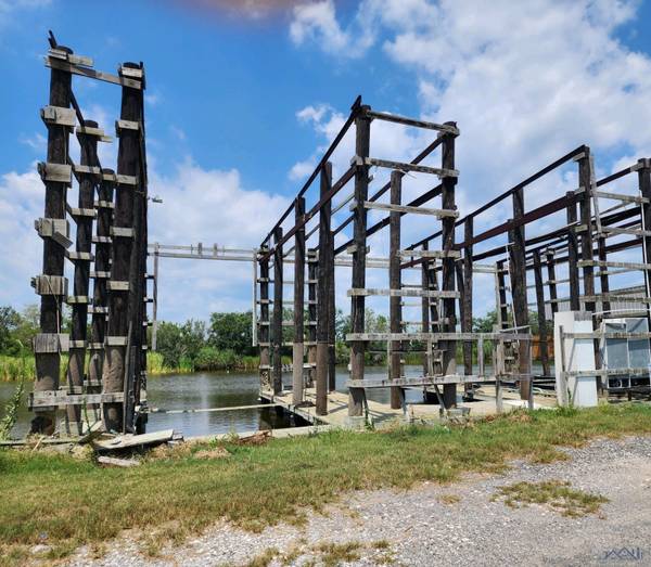 3410 Bayou Dularge Rd, Theriot, LA 70397