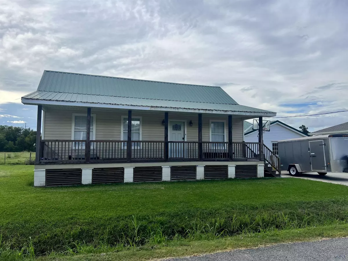 Larose, LA 70345,375 Buchannan Street