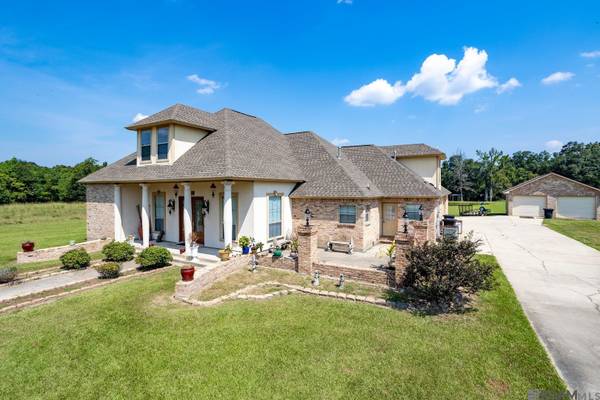 5273 Bentley Dr, Baker, LA 70714