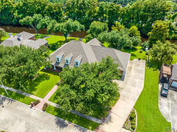 Houma, LA 70360,602 Apache