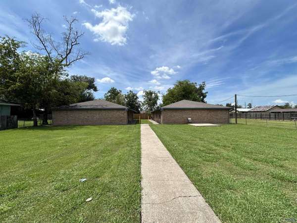 429 and 433 Richmond Avenue, Houma, LA 70363